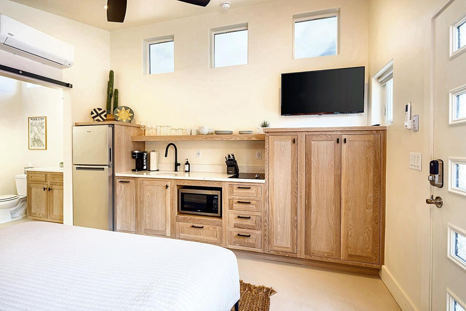 Downtown Kokopelli West 8 - Newly Remodeled Stylish Studio Moab Exterior photo